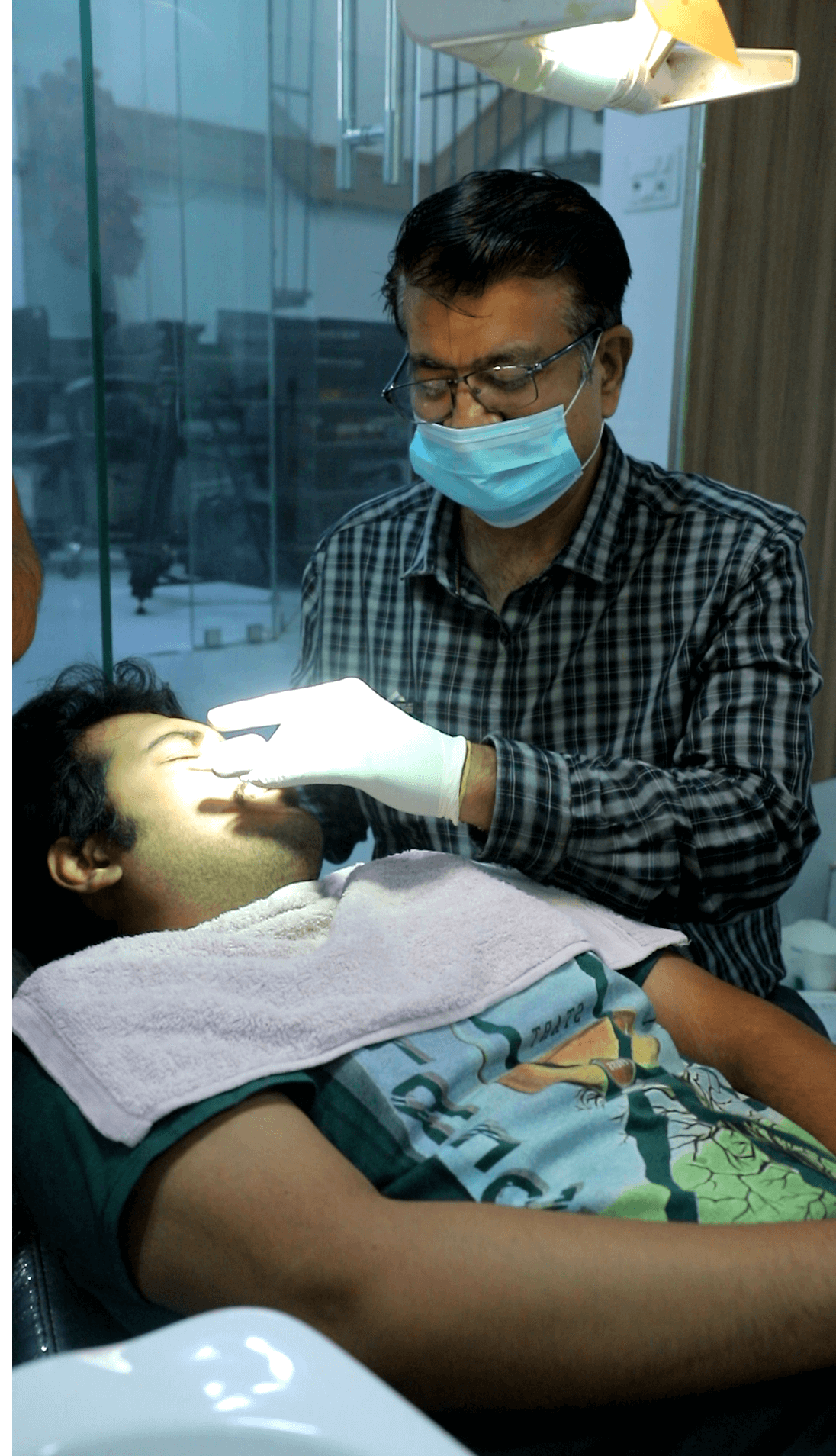 good dentist in delhi